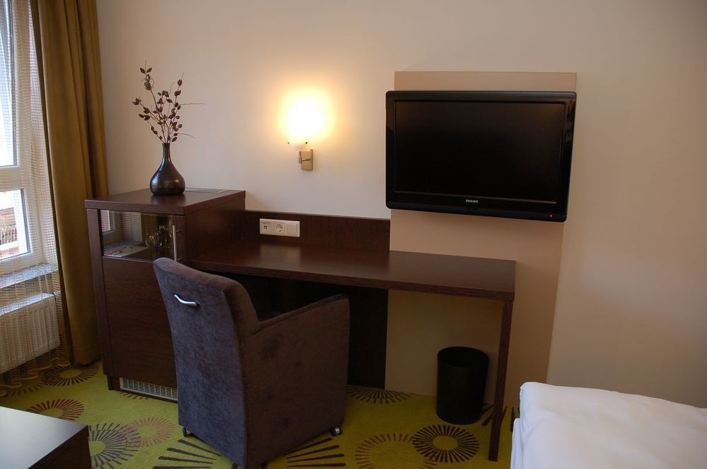 אינגולשטאט Altstadthotel מראה חיצוני תמונה