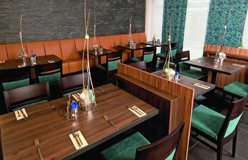 אינגולשטאט Altstadthotel מראה חיצוני תמונה