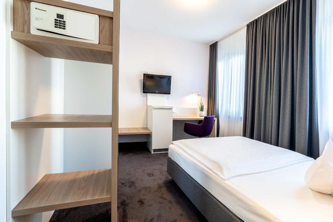 אינגולשטאט Altstadthotel מראה חיצוני תמונה