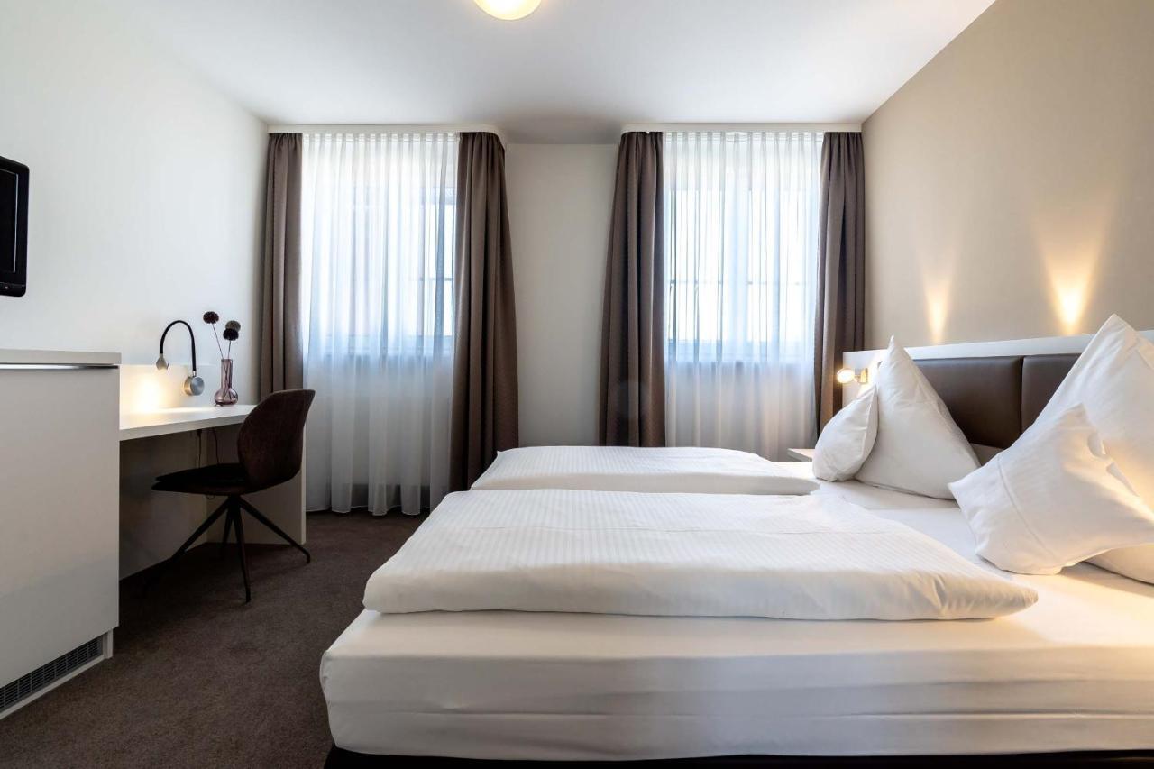 אינגולשטאט Altstadthotel מראה חיצוני תמונה