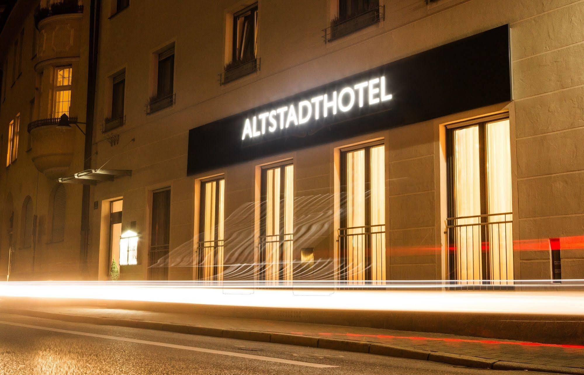 אינגולשטאט Altstadthotel מראה חיצוני תמונה